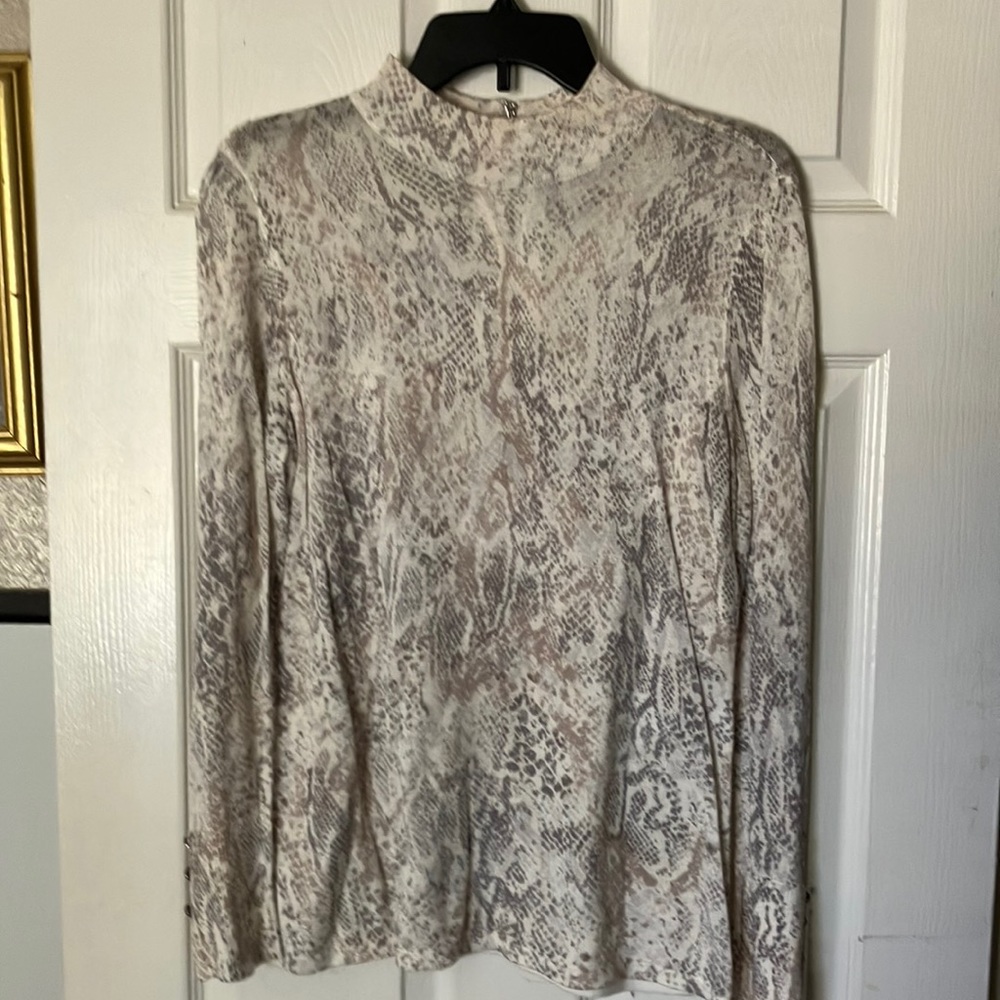 CAbi Multi color turtleneck lightweight sweater Size 1